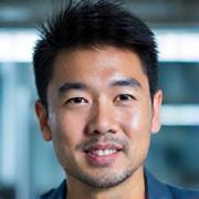 セラミックコーティング責任者 鈴木健介のポートレート